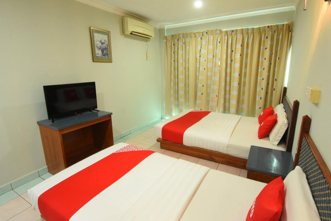 Oyo 89642 Highway Inn Mukah Exteriör bild