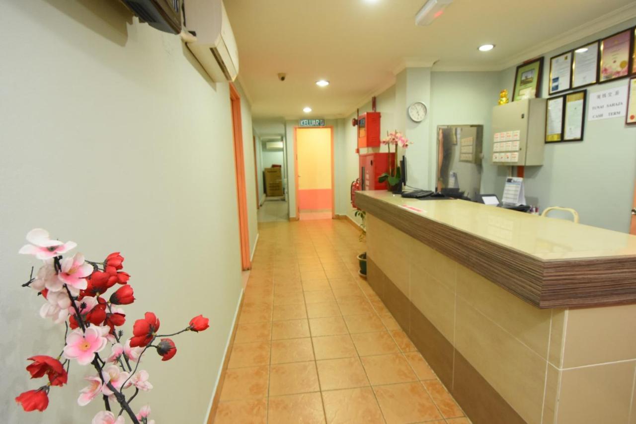 Oyo 89642 Highway Inn Mukah Exteriör bild