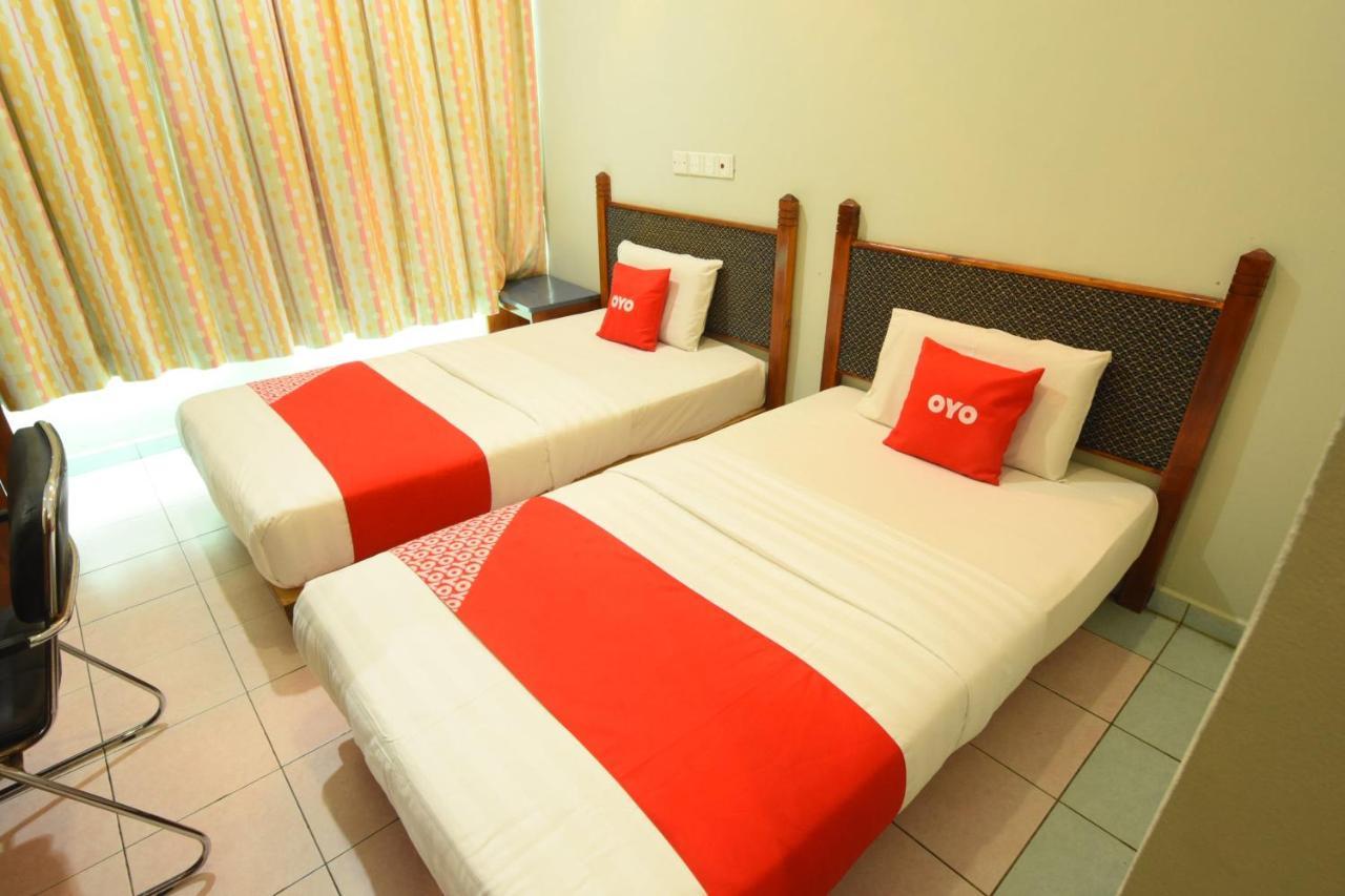 Oyo 89642 Highway Inn Mukah Exteriör bild