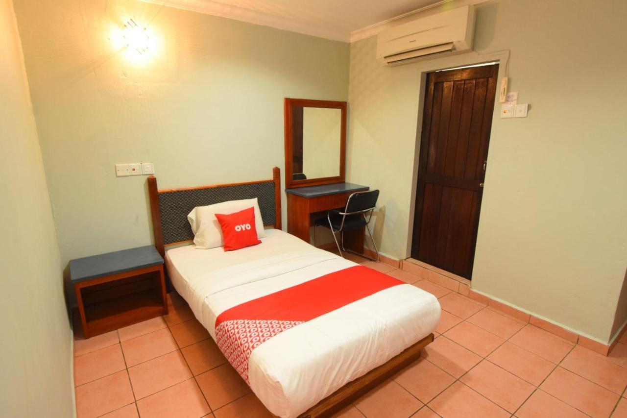 Oyo 89642 Highway Inn Mukah Exteriör bild
